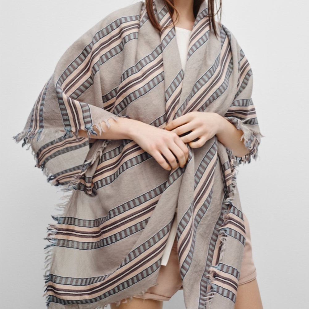 Brand New Wilfred scarf